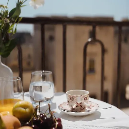 La Dimora Dei Walori بيت ضيافة 4*